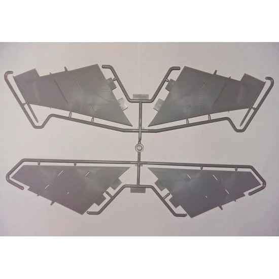 MIG-25 PD SOVIET INTERCEPTOR FIGHTER PLASTIC MODEL KIT SCALE 1/48 ICM 48903