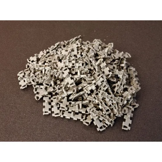 T-54,T-55,T-62 OMSh INDIVIDUAL TRACK LINKS SET. LATE TYPE - PLASTIC MODEL KIT SCALE 1/35 MINIART 37048