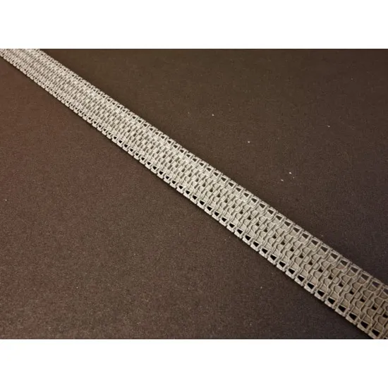 T-54,T-55,T-62 OMSh INDIVIDUAL TRACK LINKS SET. LATE TYPE - PLASTIC MODEL KIT SCALE 1/35 MINIART 37048