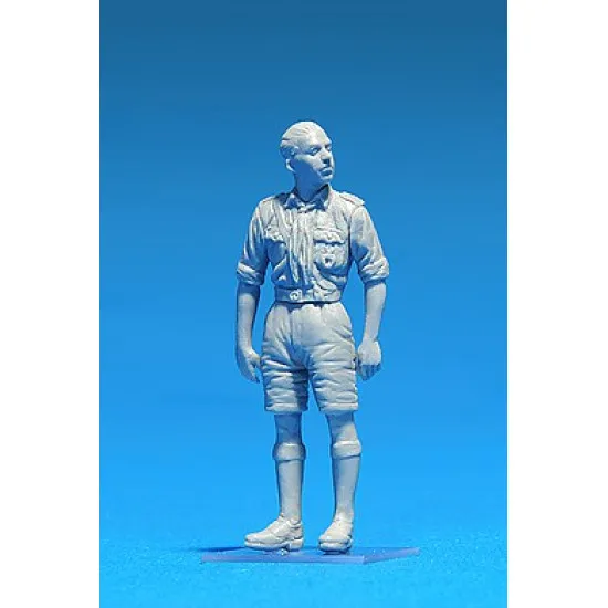 GERMAN CIVILIANS 1930s-1940s - PLASTIC MODEL KIT SCALE 1/35 MINIART 38015