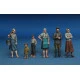 SOVIET VILLAGERS - PLASTIC MODEL KIT SCALE 1/35 MINIART 38011
