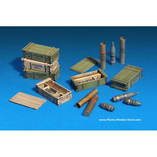 SOVIET 122-mm AMMUNITION w/Ammo Boxes 1/35 Miniart 35068