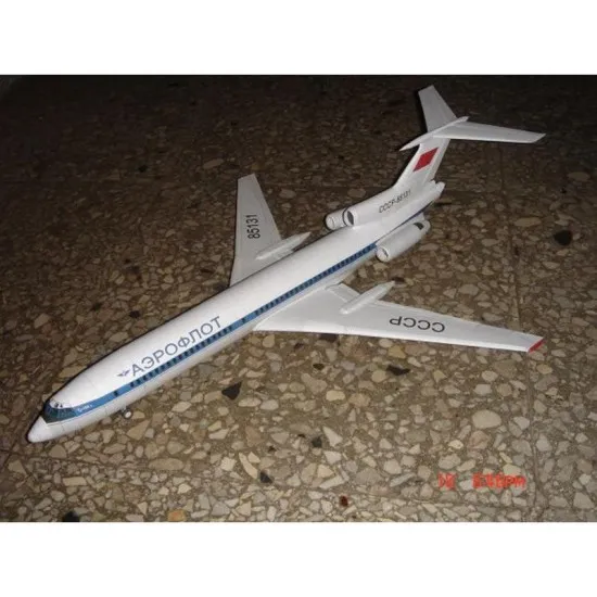 PAPER MODEL KIT CIVIL AVIATION FLYING TU-154B-2 1/100 OREL 65