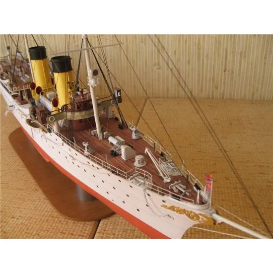 PAPER MODEL KIT MILITARY FLEET CRUISER 2ND RANK DIAMOND 1/200 OREL 71