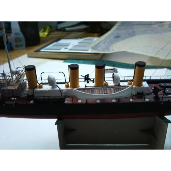 PAPER MODEL KIT MILITARY FLEET DESTROYER FORMIDABLE 1/200 OREL 113