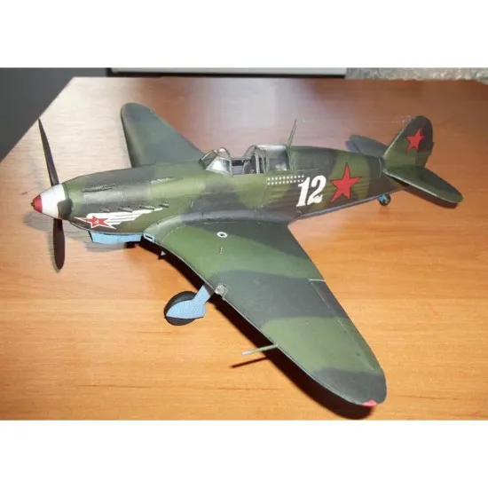 PAPER MODEL KIT MILITARY AVIATION FIGHTER YAK-7B 1/33 OREL 116