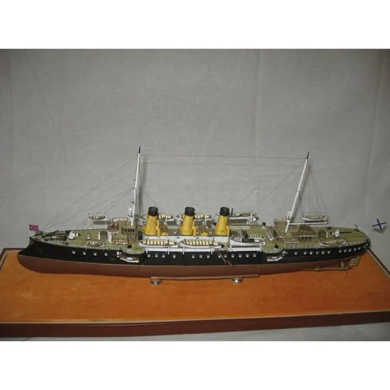 PAPER MODEL KIT PROTECTED CRUISERS OF THE 1ST RANK SVETLANA 1/200 OREL 123