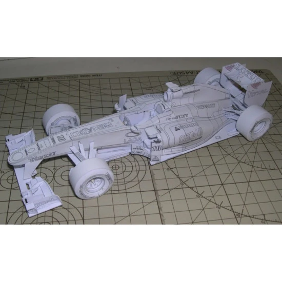 PAPER MODEL KIT GROUND EQUIPMENT , BOLIDE LOTUS RENAULT R31 1/24 OREL 128