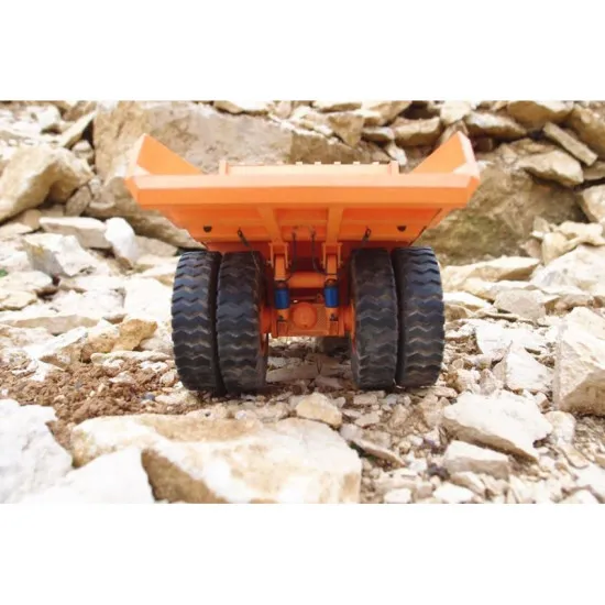 PAPER MODEL KIT CIVILIAN CARS , DUMPER BELAZ-7555 1/32 OREL 145