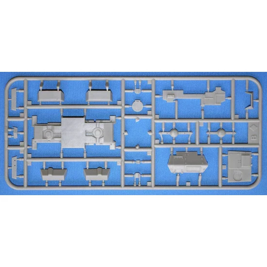 ACE 72430 LAV-150 APC W/20MM AND 90MM GUNS