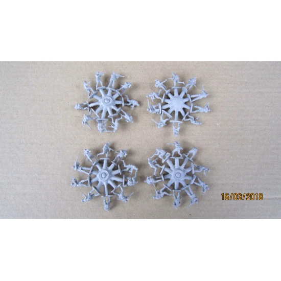 GERMAN PANZERGRENADIERS WWII 40 FIGURES 1/72 MARS FIGURES 72108