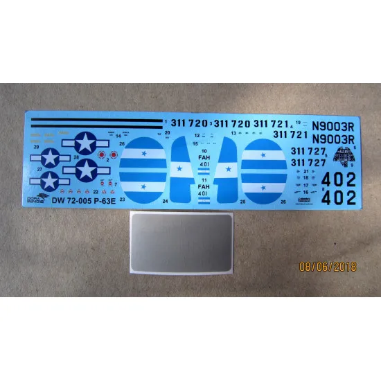 DORA WINGS 72005 BELL P-63E KINGCOBRA PLASTIC MODEL KIT 1/72