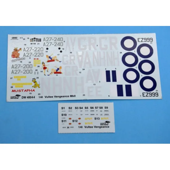 Us Stock Dora Wings 48044 - 1/48 - Vultee Vengeance Mk.ii, Military Airplane Kit