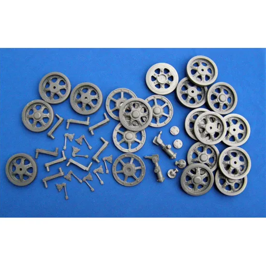 Dnepro Model DM1608 - 1/16 Toldi I 38M WWII scale resin model kit weight 1000g