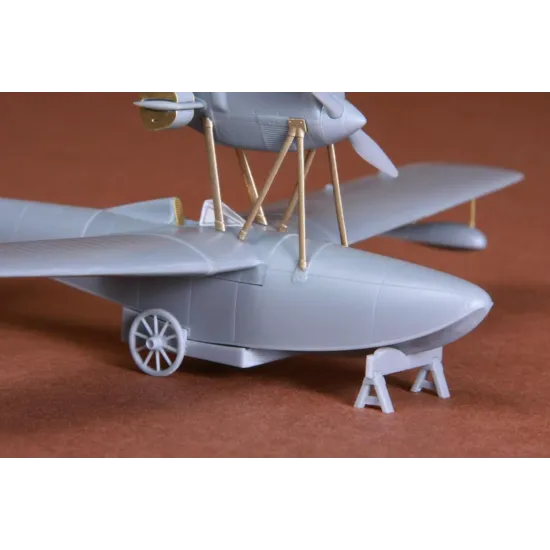 Sbs 72067 1/72 P 51 Macchi M 33 Beaching Gear Set For Sbs Model Kit Resin Model