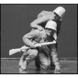Us Stock Us And German Paratroopers, The South Of Europe 1/35 Master Box 35157