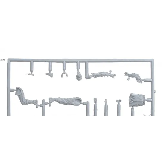 U.S. SOLDIER PUSHING MOTORCYCLE 1/35 MINIART 35182