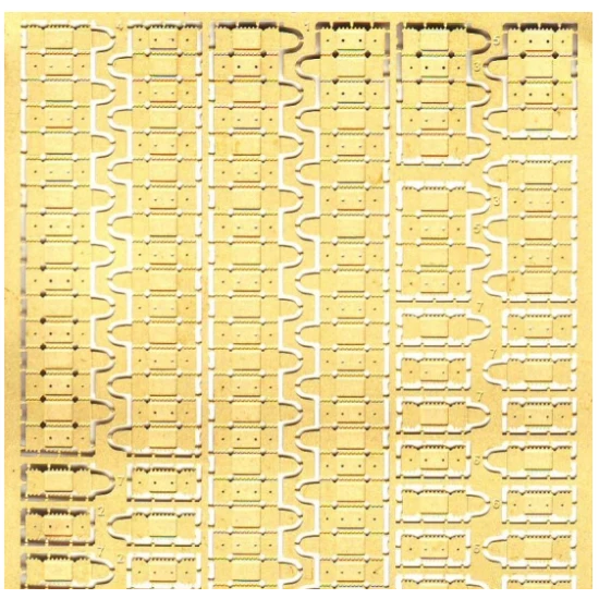 PHOTO-ETCHED BT-2 TRACKS SET, FOR UMT KIT 1/72 ACE PE7242