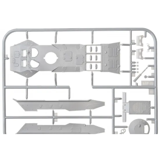 BTR-70 SOVIET ARMORED PERSONNEL CARRIER, LATE PROD. 1/72 ACE 72166