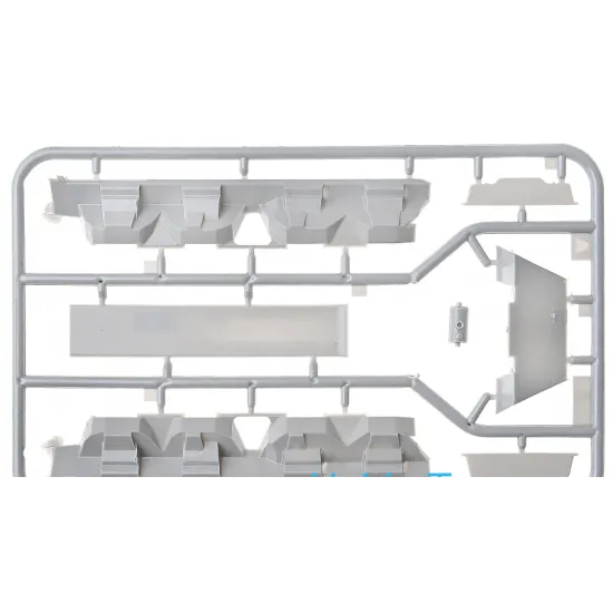 BTR-70 SOVIET ARMORED PERSONNEL CARRIER, LATE PROD. 1/72 ACE 72166