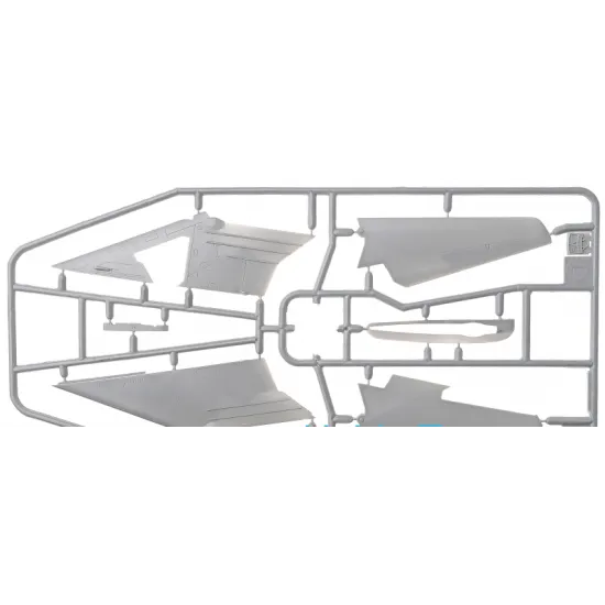 SUKHOI SU-17 SOVIET FIGHTER-BOMBER, EARLY VERSION 1/72 MODELSVIT 72017