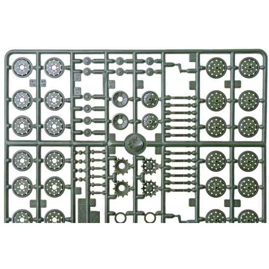 BMD-2 SOVIET LANDING COMBAT VEHICLE 1/35 SKIF 244
