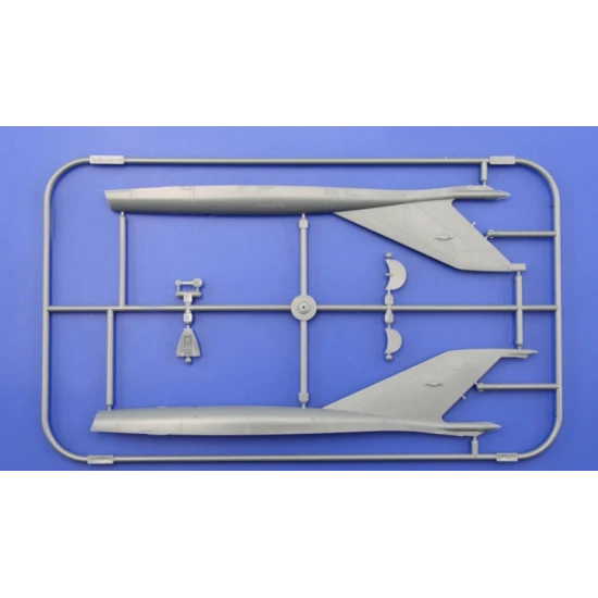 MIKOYAN MIG-21SMT, WEEKEND EDITION 1/48 EDUARD 084129