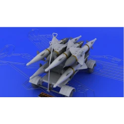 BRASSIN 1/48 RS-2US/AA-1 ALKALI SERVICE CART 1/48 EDUARD 648045