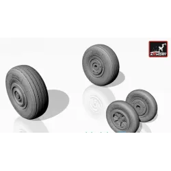 MIKOYAN MIG-23ML,MLA,MLD,P(LATE),UM WHEELS 1/72 ARMORY AW72016