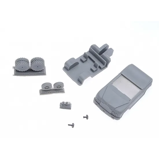 MAZ-541 AIRFIELD HEAVY HAULER 1/144 ARMORY M14308