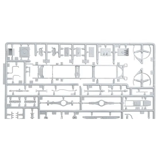 GAZ-66, COMMAND POST VEHICLE R-142N 1/35 EASTERN EXPRESS 35137