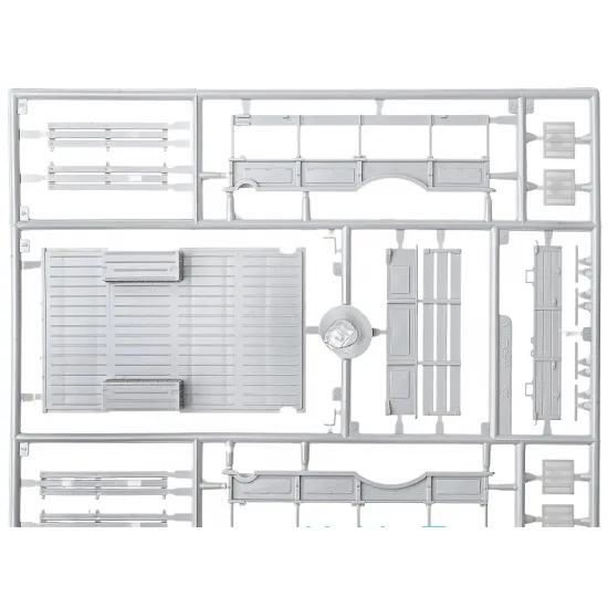 GAZ-66V SOVIET AIRBORNE TRUCK 1/35 EASTERN EXPRESS 35133