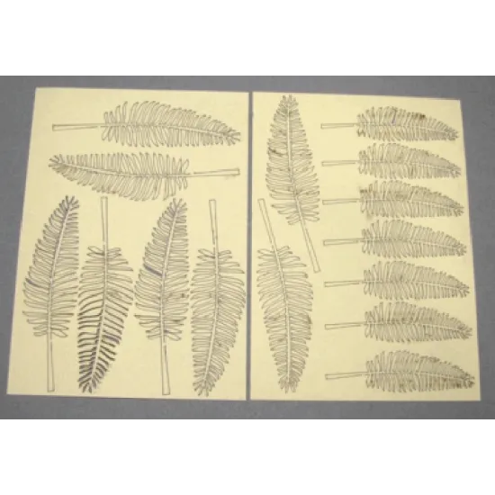 MATERIAL FOR DIORAMAS. PALM LEAVES, YELLOW (DRY LEAVES. AUTUMN) TYPE 2 1/35 DAN MODELS 35220